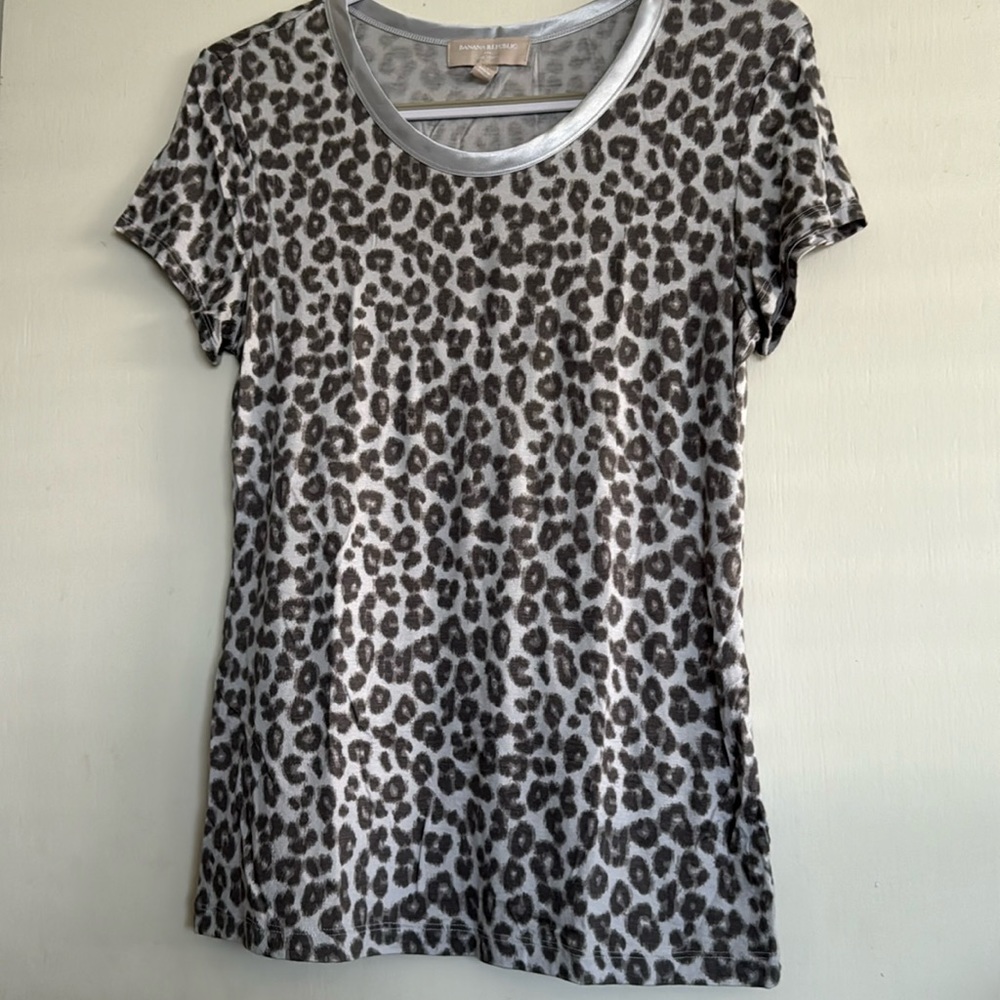 Banana Republic shirt